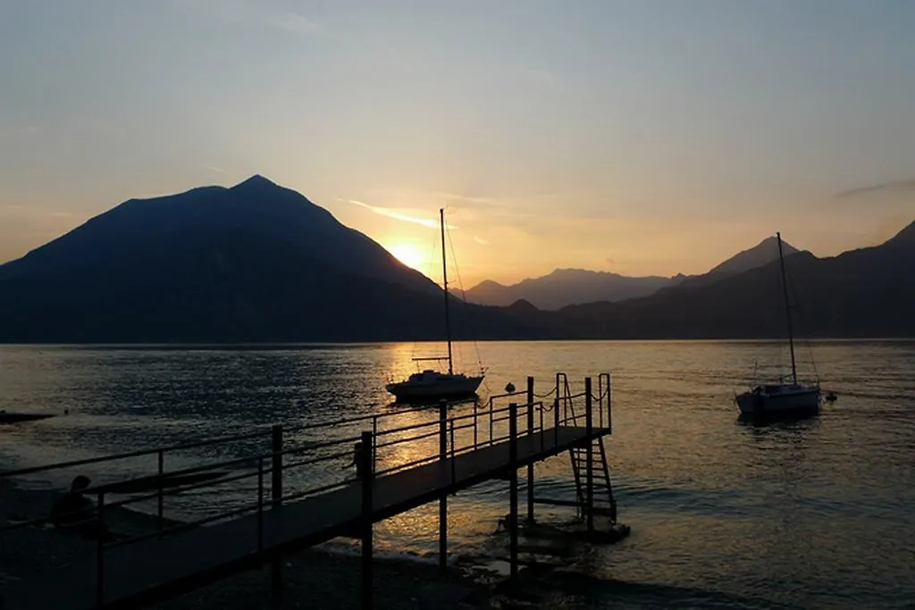 Varenna Vele