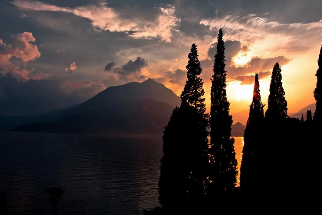 Apartment Varenna Vele
